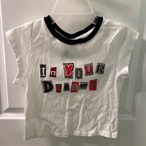 Size XS H&M baby tee. Super cute and Y2K. Never worn before with tags